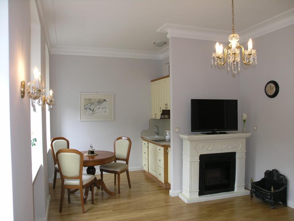Apartamento Apartmán LUX Škroupova Karlovy Vary Exterior foto